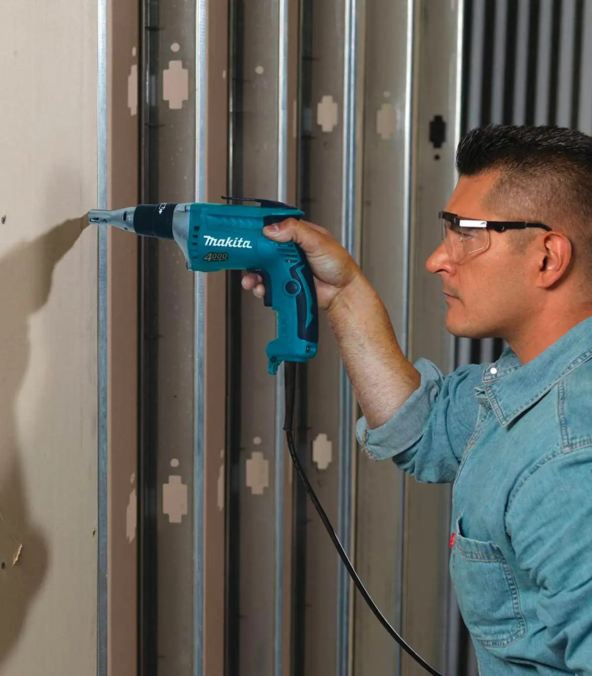 Makita - Odvijač šauber FS4000