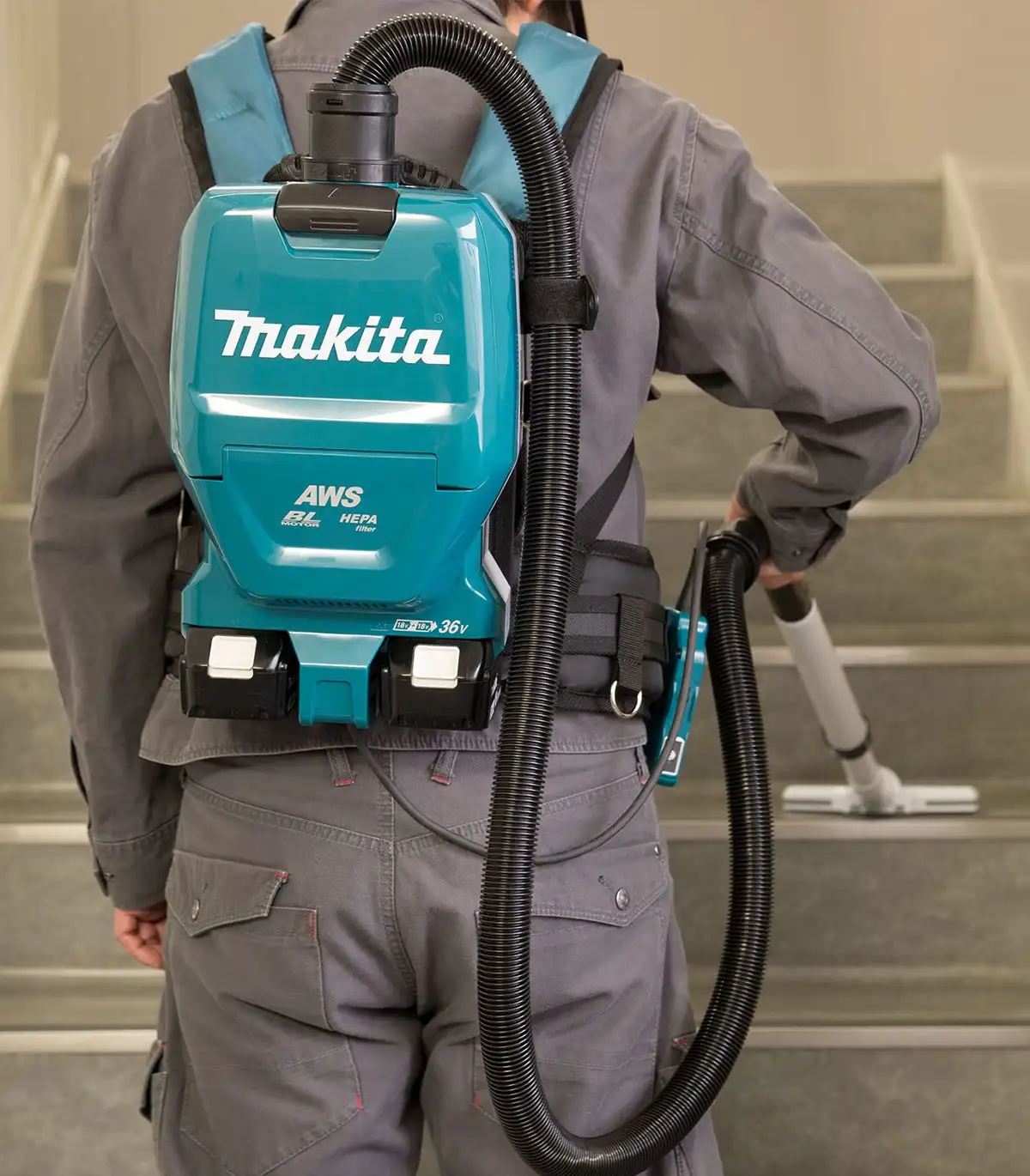 Makita - Akumulatorski usisavač za nošenje na leđima DVC265ZXU