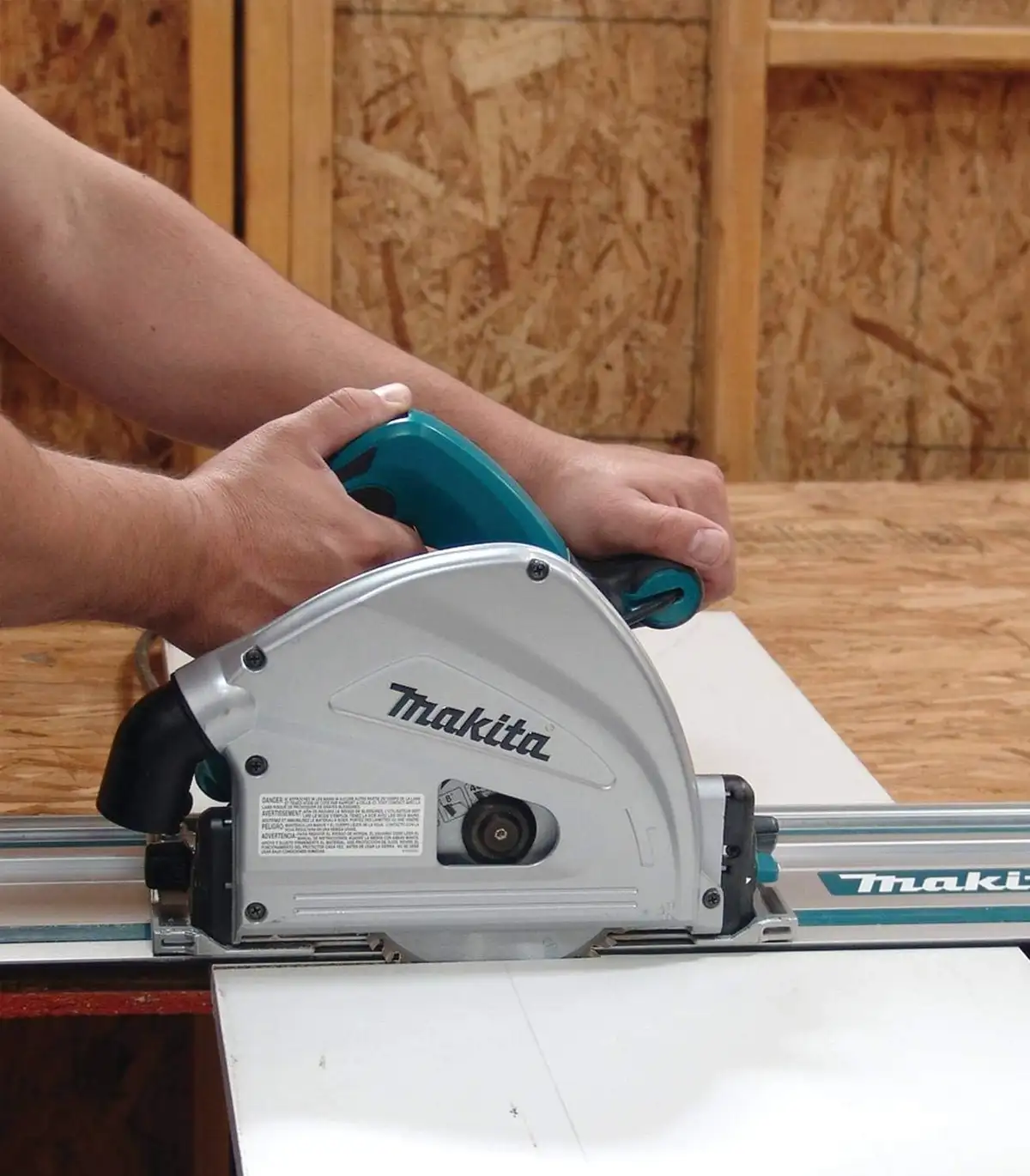 Makita - Pila s upuštanjem SP6000J