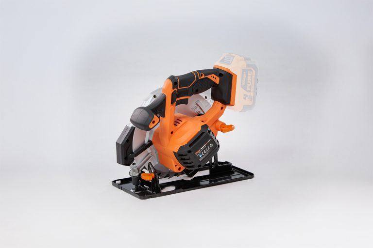 FUSE akumulatorska brushless ručna kružna testera Villager VLP 1820