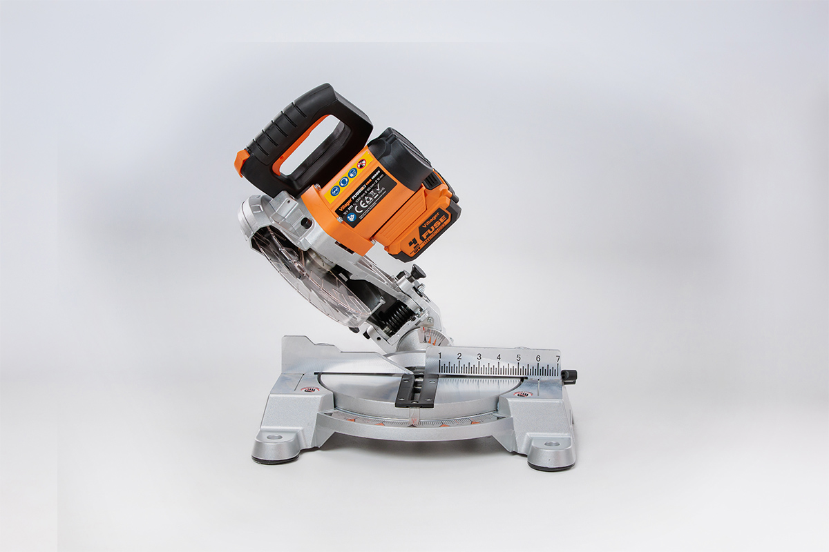 FUSE akumulatorska brushless dijagonalna testera Villager VMS 18020