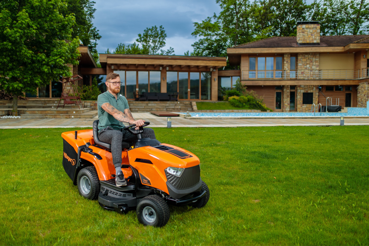 Traktor kosačica kosilica Villager VT 1025 HD Twin