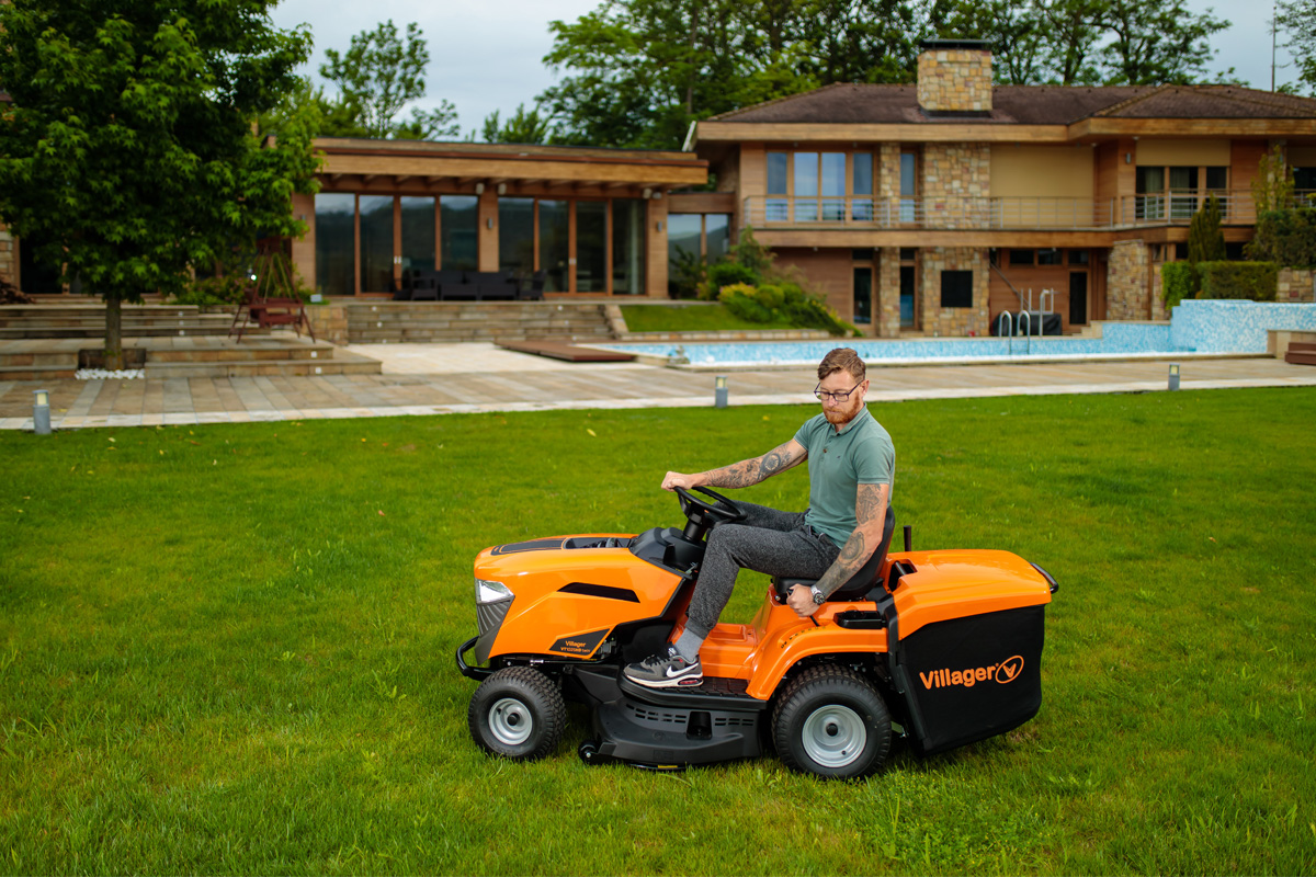 Traktor kosačica kosilica Villager VT 1025 HD Twin