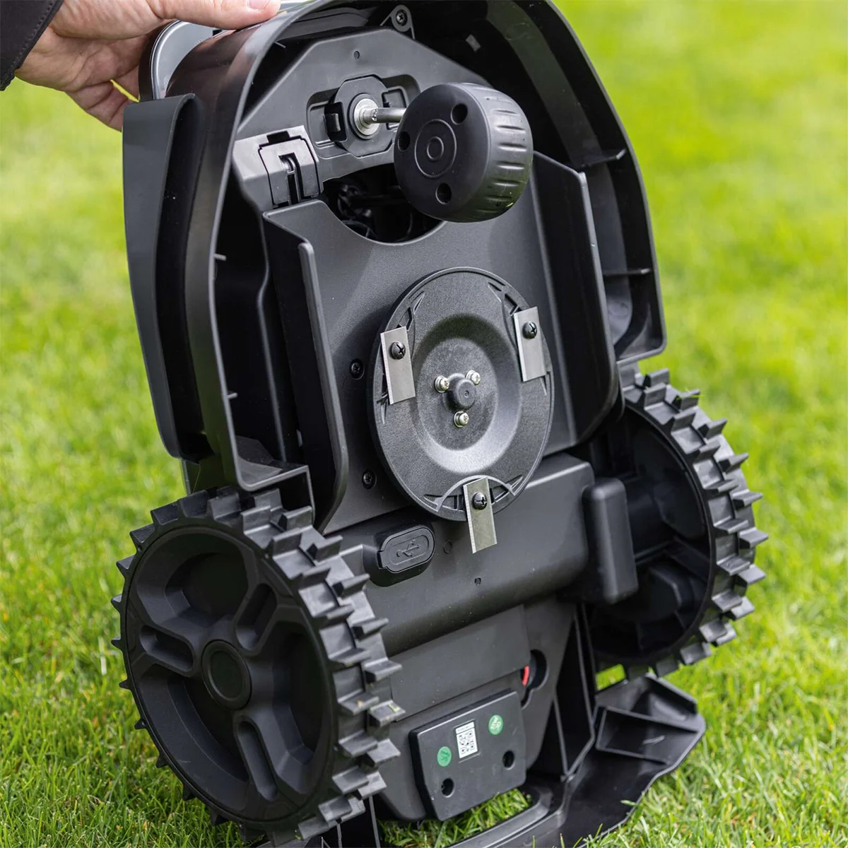 Scheppach robotska kosačica kosilica za travu RRMA300, fotografija 3