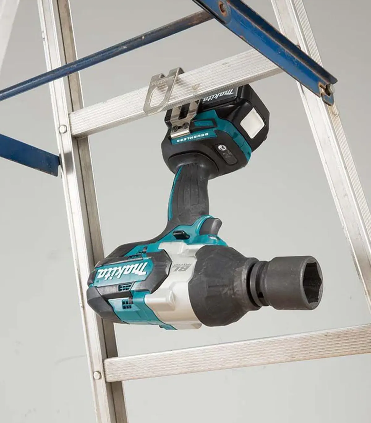 Makita - Akumulatorski udarni odvijač DTW1002Z