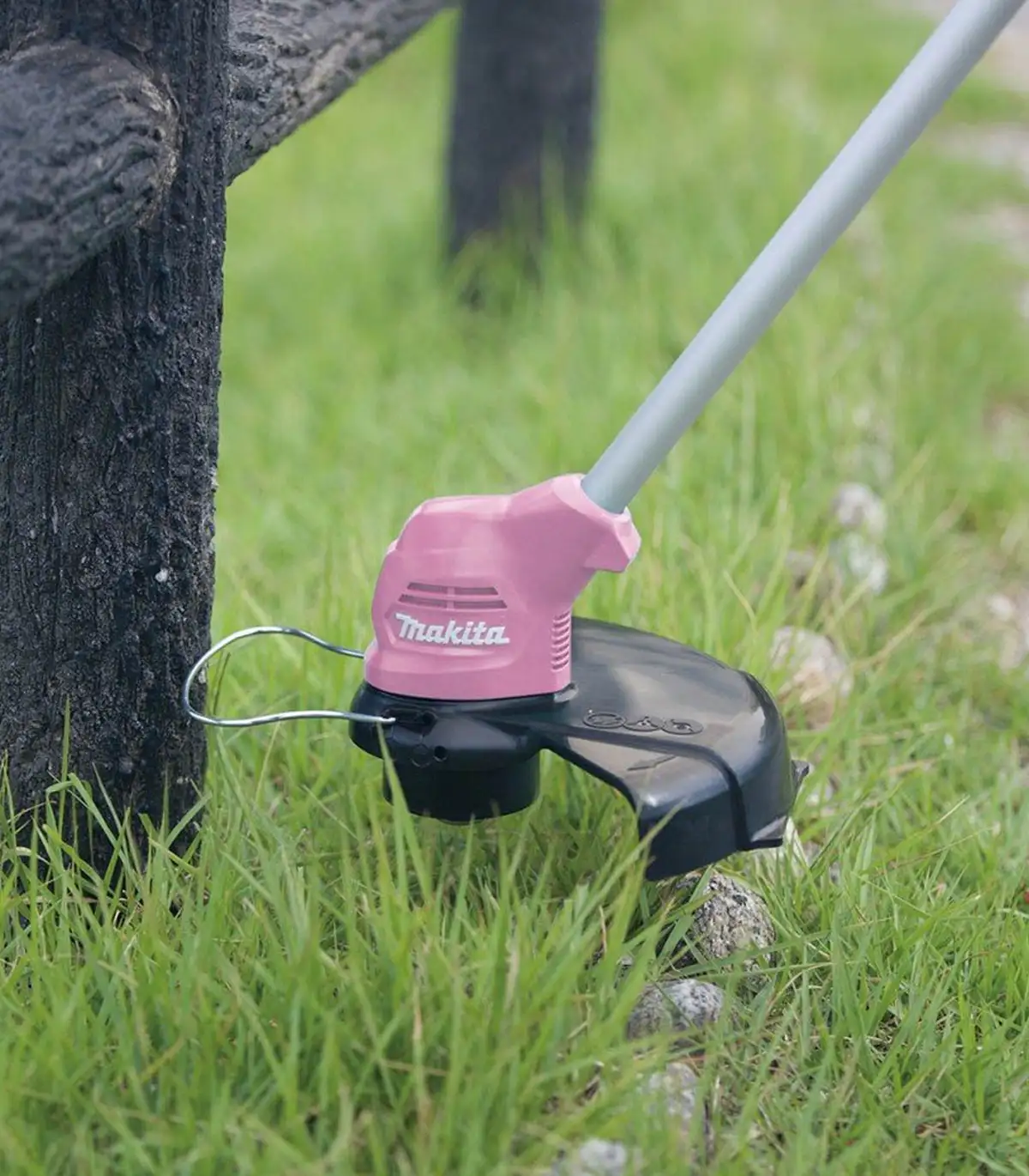 Makita - Akumulatorski trimer za travu sa baterijom i punjačem UR100DSAP SAKURA